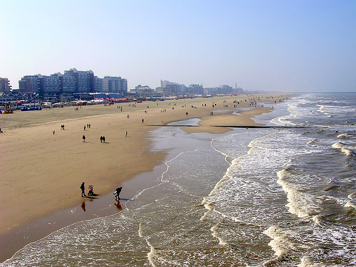 view on the scheveningen beach